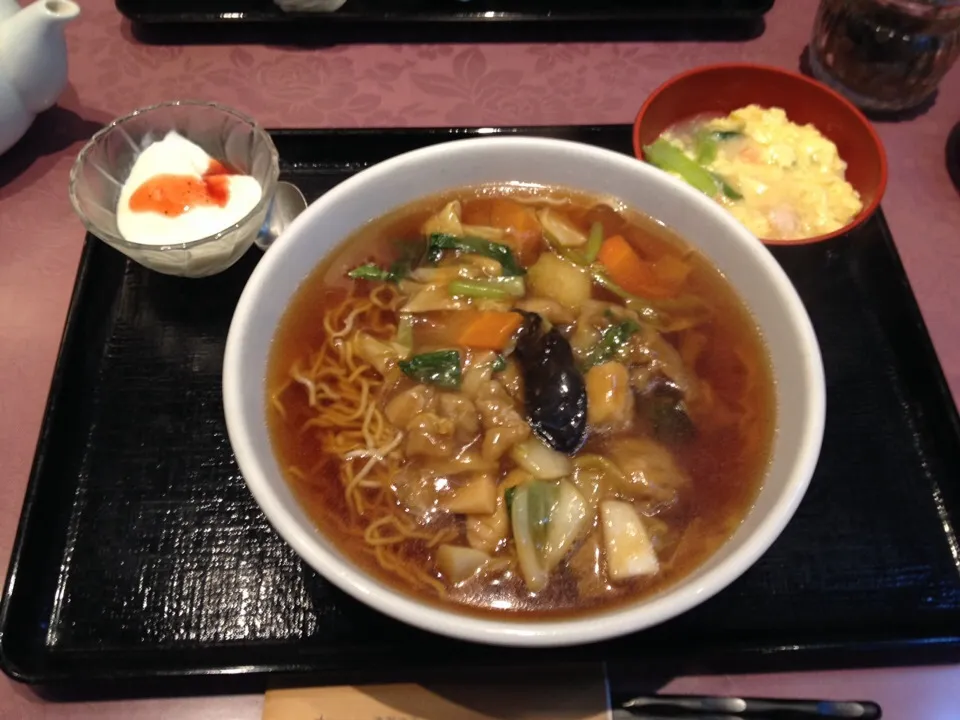 五目ラーメンとかに玉ご飯（小）|おっちさん