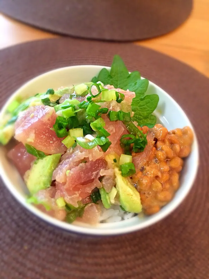 アボカドとマグロの塩ユッケ丼納豆添え！|なあたさん