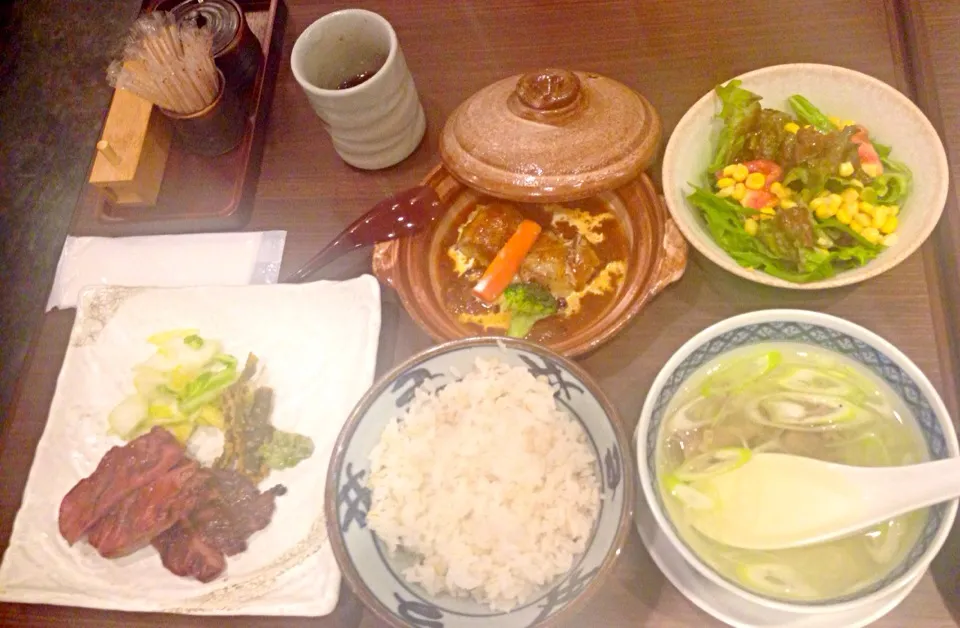 Tang dinner set.|Marycris Gomezさん