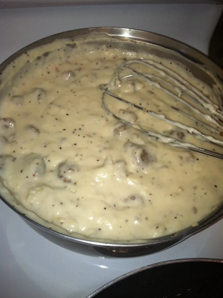 Snapdishの料理写真:Country Sausage Gravy|robb revereさん