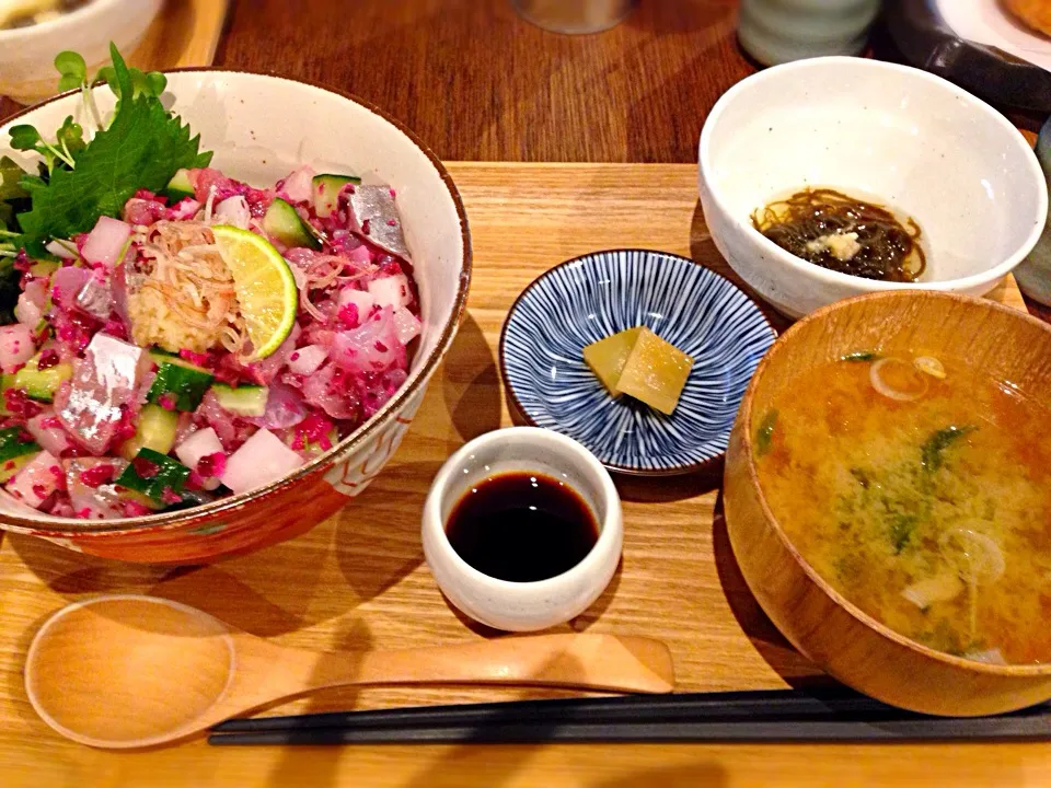 Snapdishの料理写真:箱根の鯵彩丼|すわっちさん