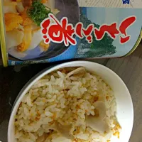 Snapdishの料理写真:いちご煮缶で炊き込みご飯|はなさん