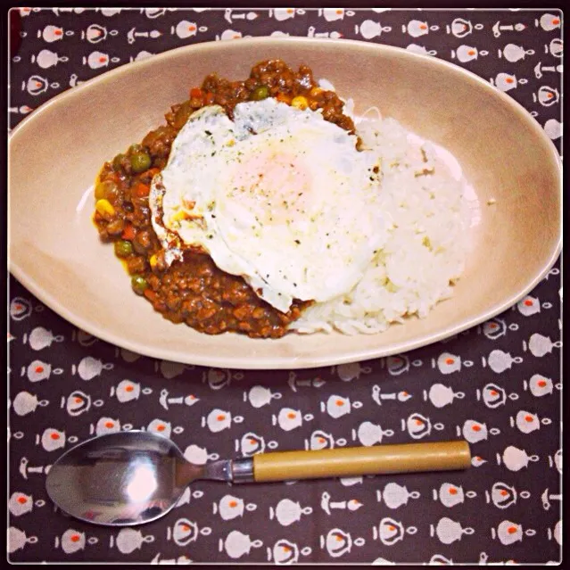 キーマカレー♡目玉焼きのせ|ひとみさん