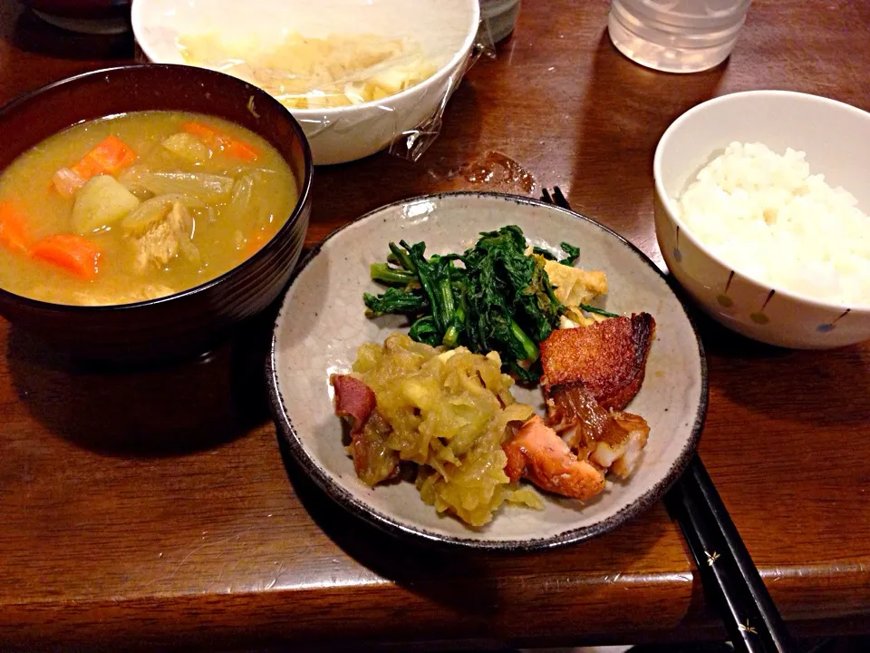 Snapdishの料理写真:連休最後のしょんぼり晩ご飯|natsunekomachiさん