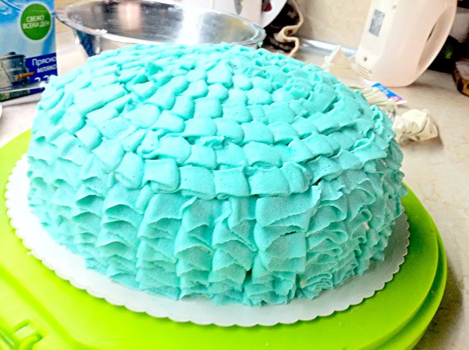 Blue ruffle cake|Zheni Todorovaさん