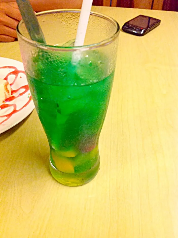 blue ocean drink|diyan candraさん