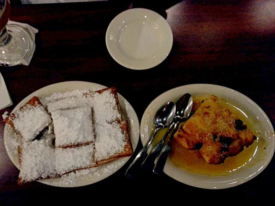 Dessert: Bignets & Bread Pudding with Raisins!|Ayana Johnsonさん