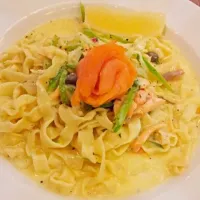 smoke salmon fettucine|yapsuesenさん