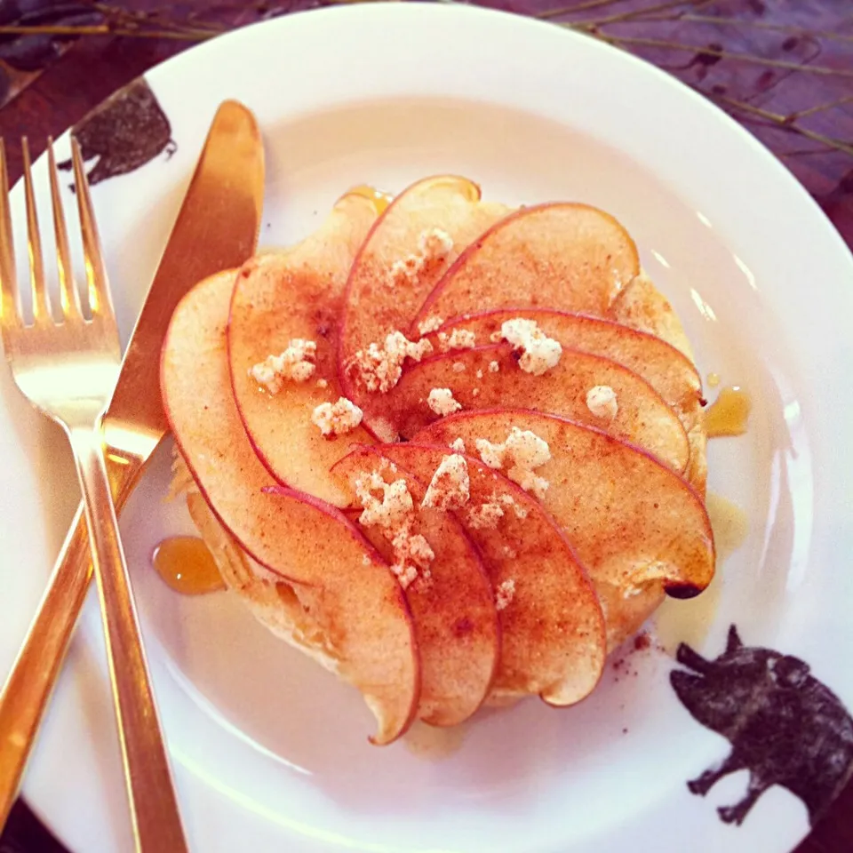 朝食ベーグル スライスアップルのせ🍎🍴|welcomeizumiさん