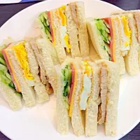 燒肉三明治 sandwich|蘇敬🐦さん