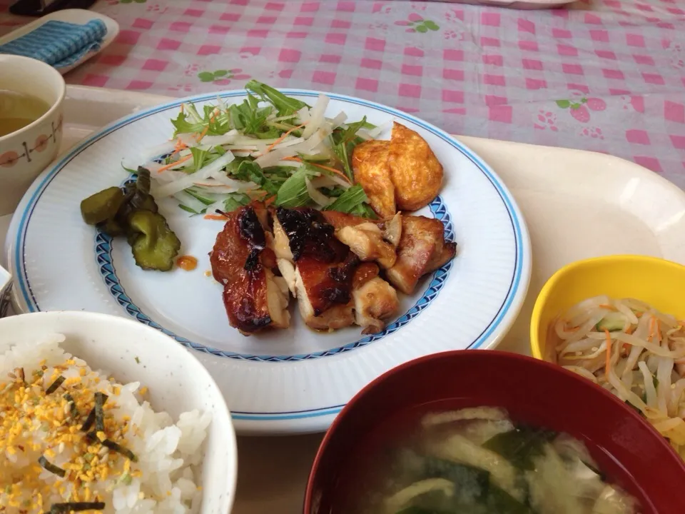 Snapdishの料理写真:鶏肉の照り焼き 354kcal|Hidekiさん