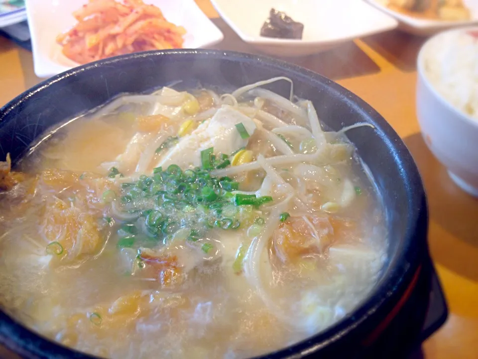 북어국🇰🇷干し鱈のスープ定食|ジュンコ バイヤーさん