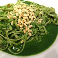 Snapdishの料理写真:Spinach Pesto Linguini|I make food look good. 😎さん