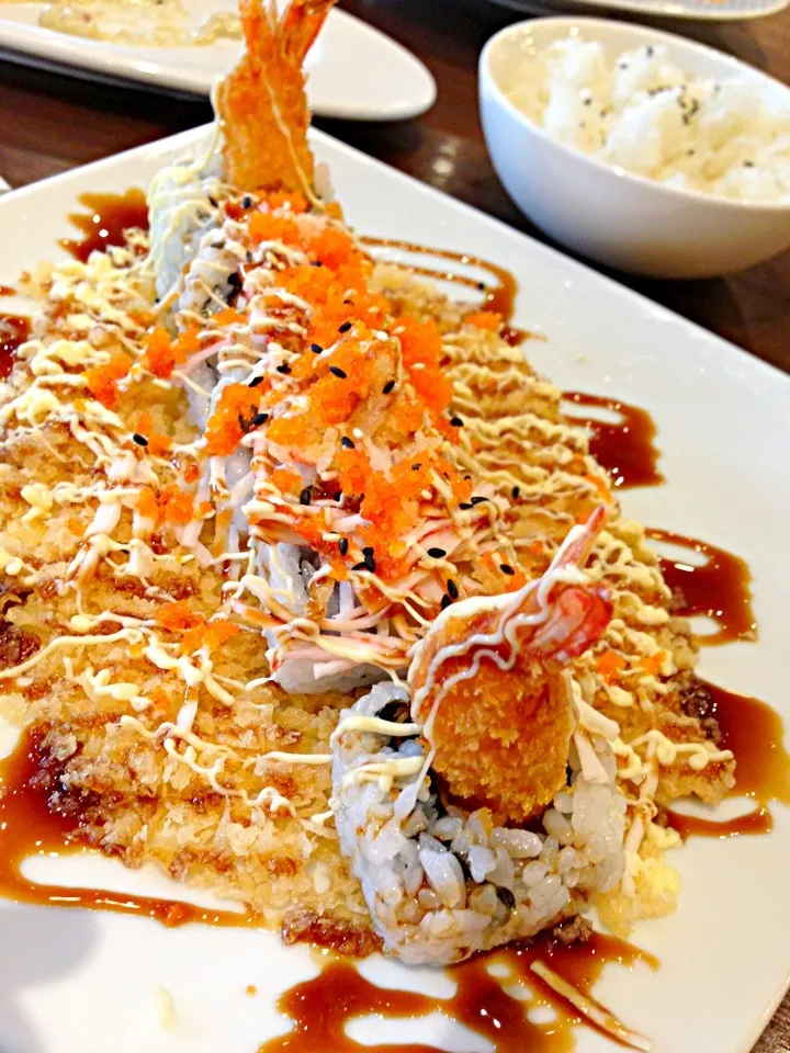 Crunchy ebi fried and crab meat roll|PhUnGさん