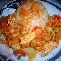 Rice with chicken breast and veggies