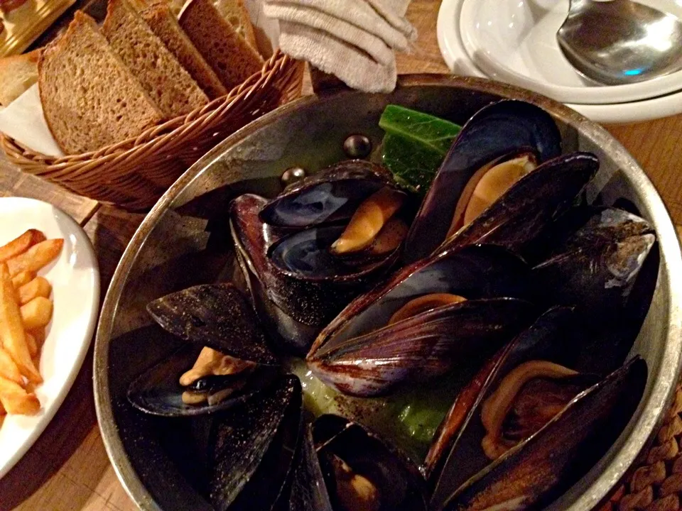 Mussels in White Wine|Chris Shannonさん