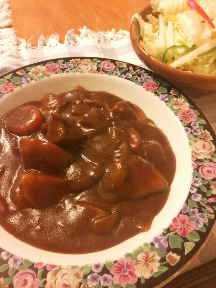 今日の夕飯

ビーフシチュー
野菜サラダ|ゆりっぺさん