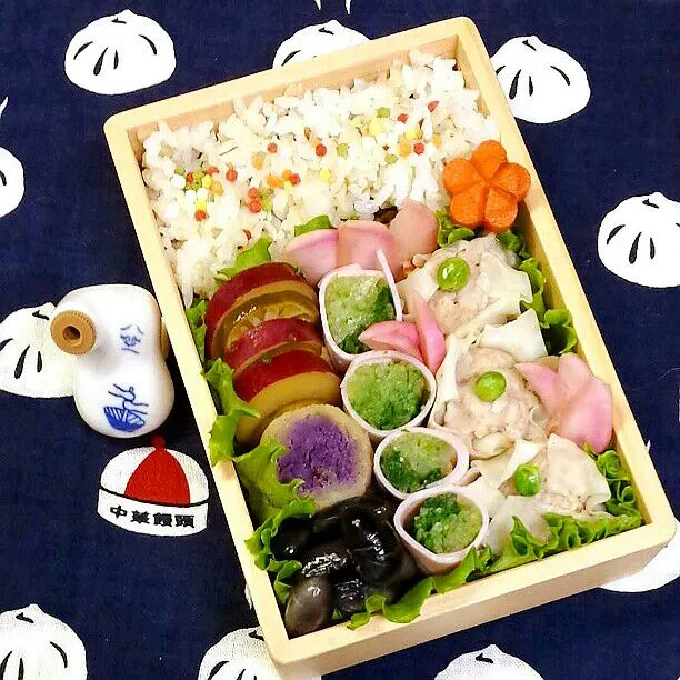 今日のランチ　ひょうちゃん付きシュウマイ弁当♪|kyujaさん