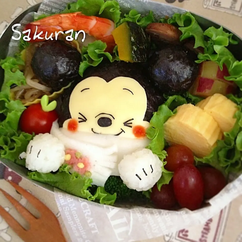 Snapdishの料理写真:あったかマフラーでポカポカミッキー♪|Sakuranさん