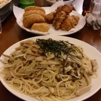 Snapdishの料理写真:キノコの和風パスタ|Tomomi Takonaiさん