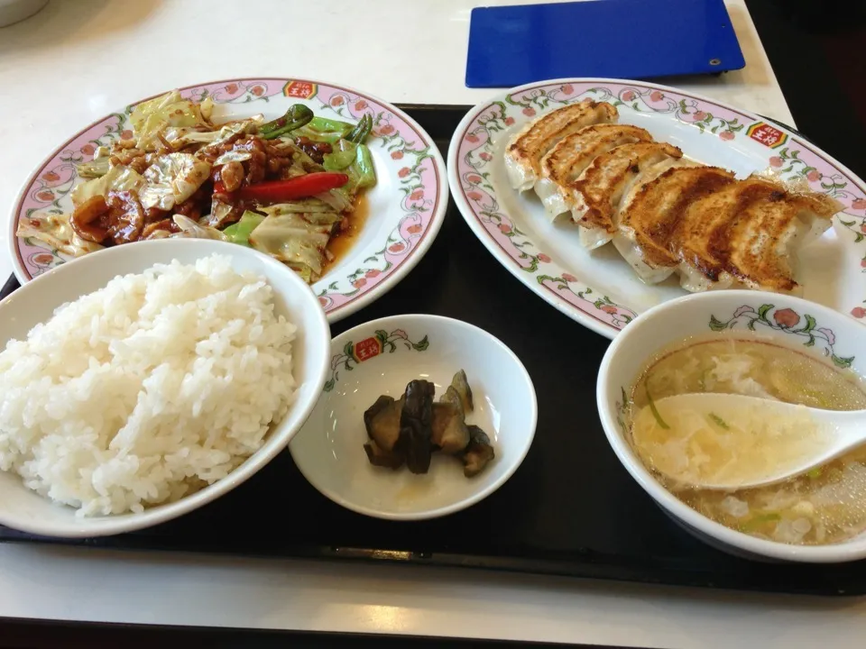 回鍋肉セット922円 餃子倶楽部割引行使|PegaOさん