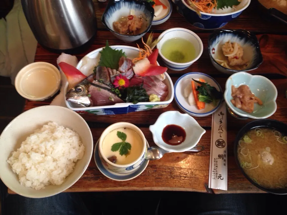 南房総の網元さん 安心して鮮魚定食食べるのはほんと久しぶり！|rockiさん