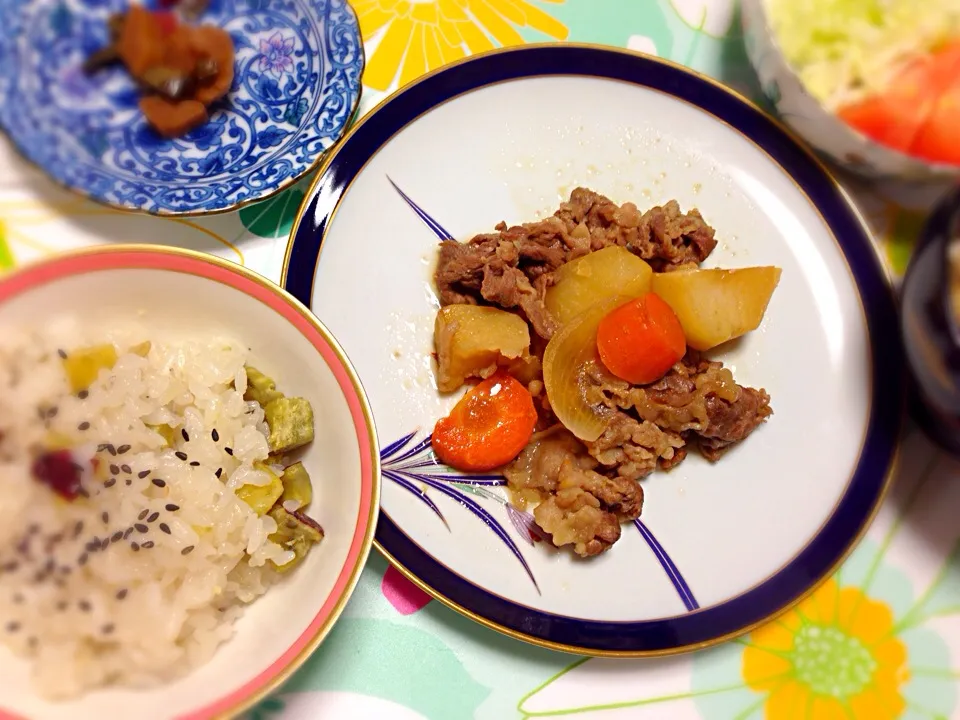 夕飯〜さつまいもとじゃこのおこわ  肉じゃが〜|美羽さん