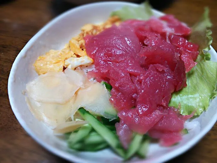 マグロ丼  実家ご飯～|はんにゃたろうさん