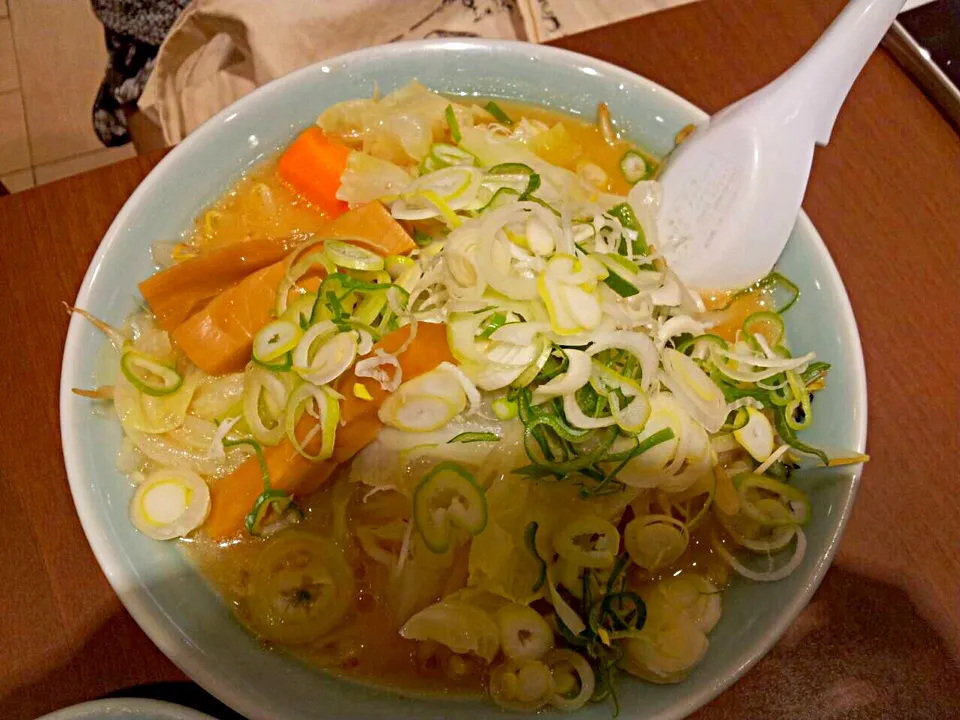 Snapdishの料理写真:Miso Ramen with Leeks|Yvonne Limさん