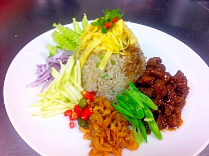 ข้าวคลุกกะปิ(Fried Rice and shrimp paste)|Pakamasさん