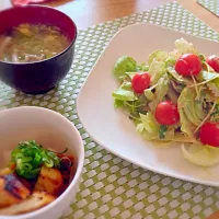 Snapdishの料理写真:冷しゃぶサラダランチ😋|Pokotaさん