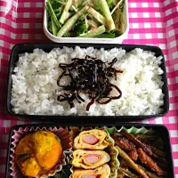 Snapdishの料理写真:ニンニクの芽と牛焼肉弁当〜☆|なおこさん