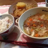 うちの畑の豆ご飯、肉を忘れた肉じゃが、野菜たっぷりスープ|Hiroko Shinkawaさん