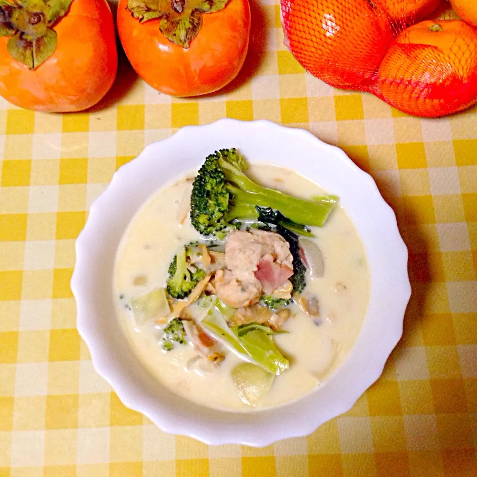 Brocolli and clam chowder|Ederさん