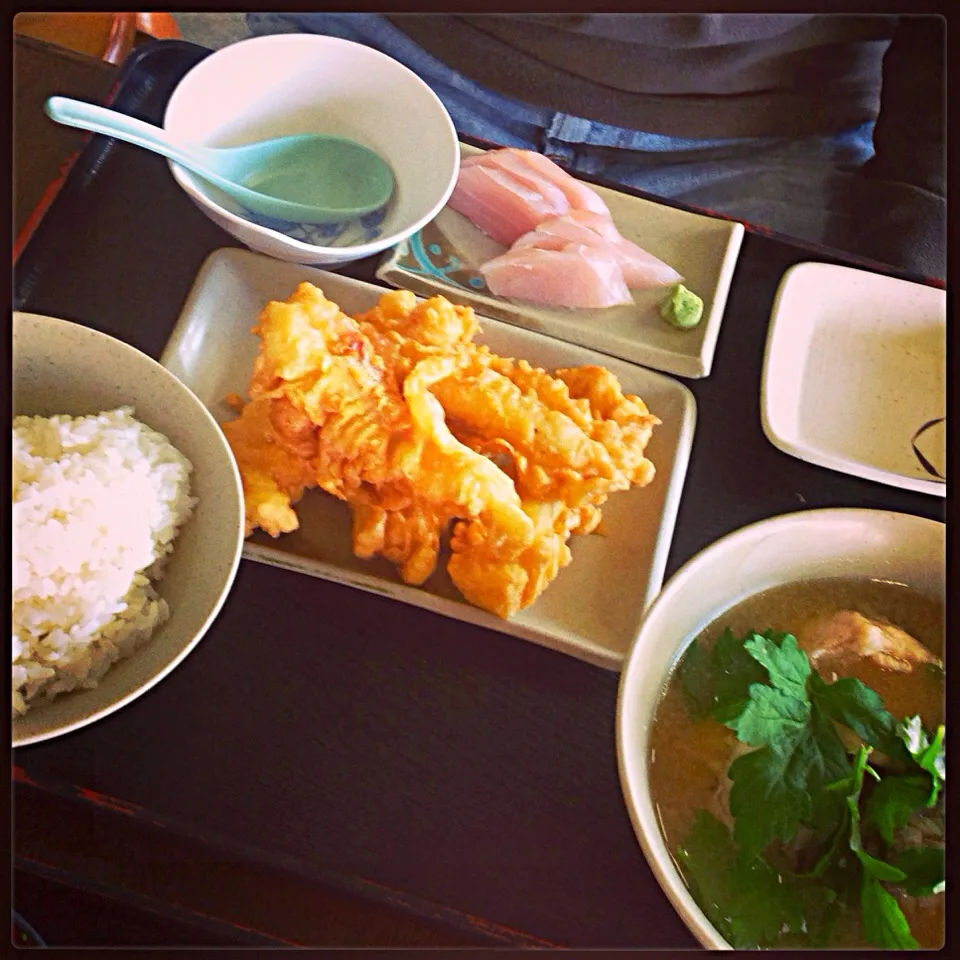 Awase Fish Market Lunch|Lauren Komatsuさん