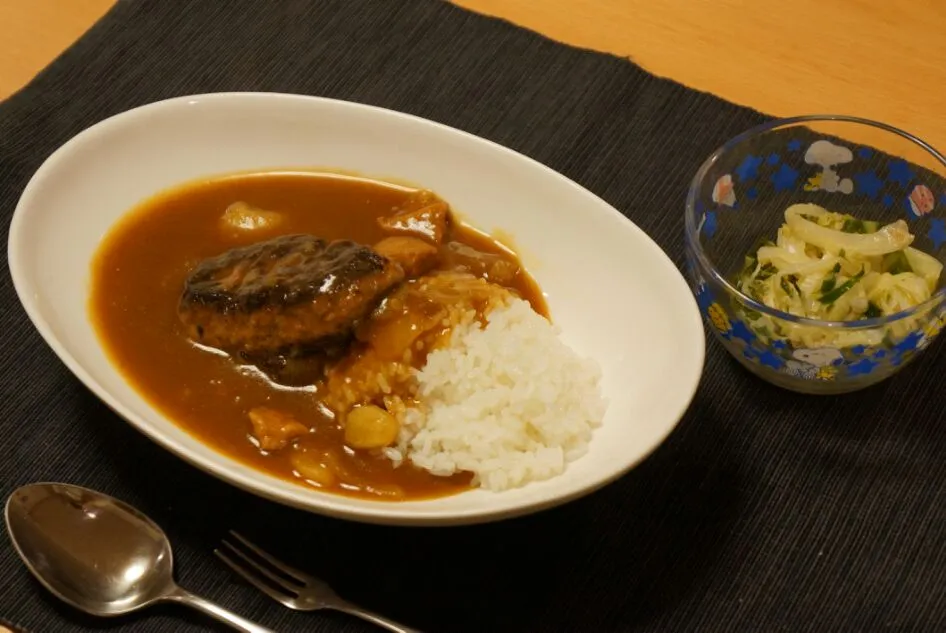 ハンバーグカレーだよん！|cookingパパ五郎さん