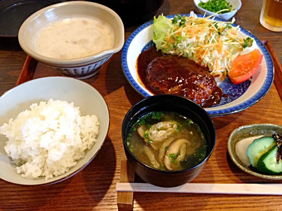 自然薯 ハンバーグランチ|きむらゆりかさん