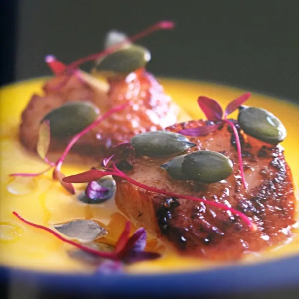 Butternut squash soup with caramelized scallops and toasted pumpkin seeds|Jack Yeoさん