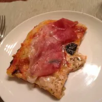 Pizza con il prosciutto|giacomo liさん