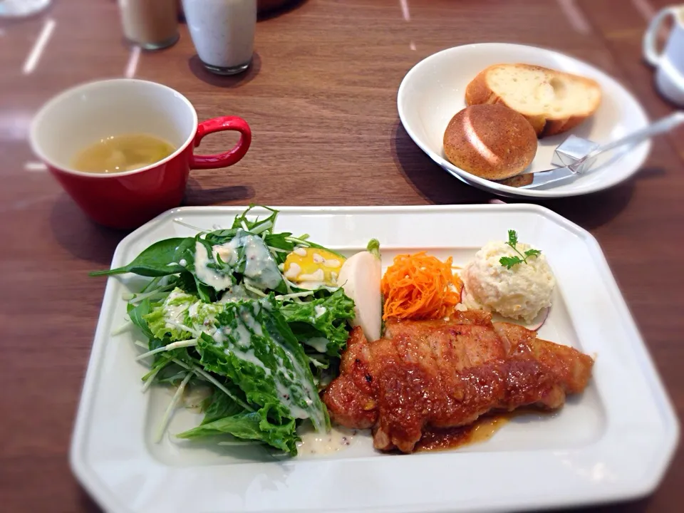 豚の生姜焼きランチ|HAPPYさん