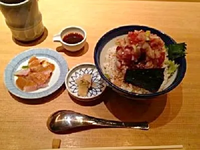 ぜいたく丼 鯛茶漬け|shiさん