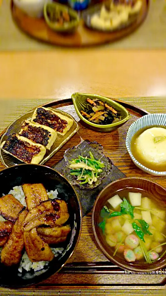 秋刀魚蒲焼き丼！！|ケイさん