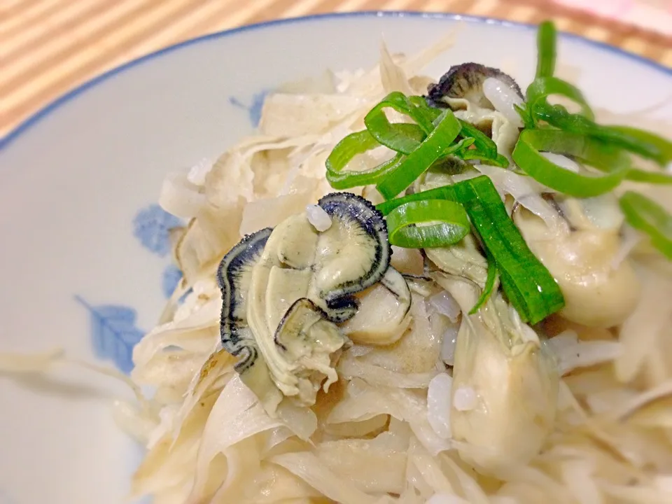 カキとゴボウの炊き込みご飯|Rieさん