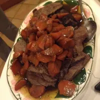 Snapdishの料理写真:Beef with carrots|giacomo liさん