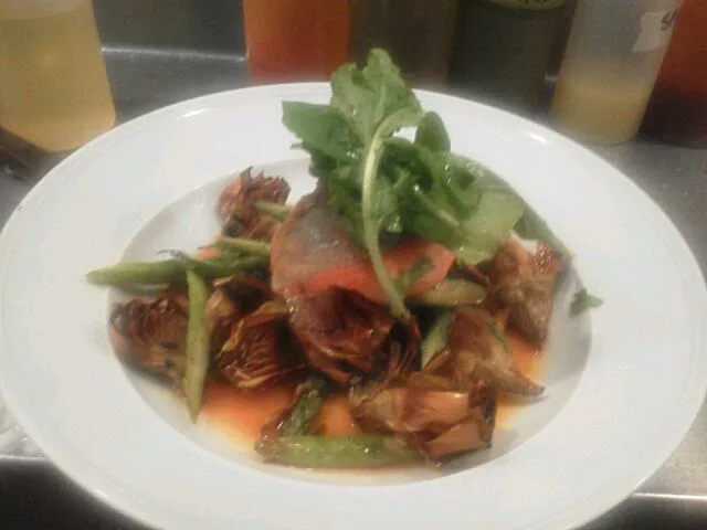 black pearl salmon, fried baby artichokes, asparagus,and young arugula|Chef KOさん