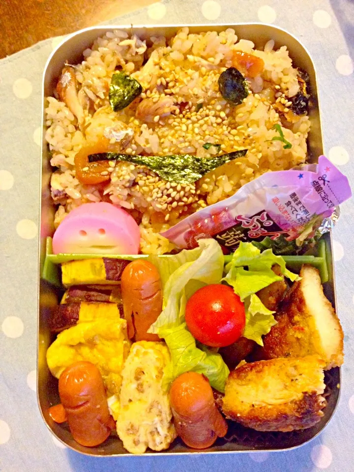 お兄ちゃん先生焼き秋刀魚混ぜご飯弁当|mari miyabeさん