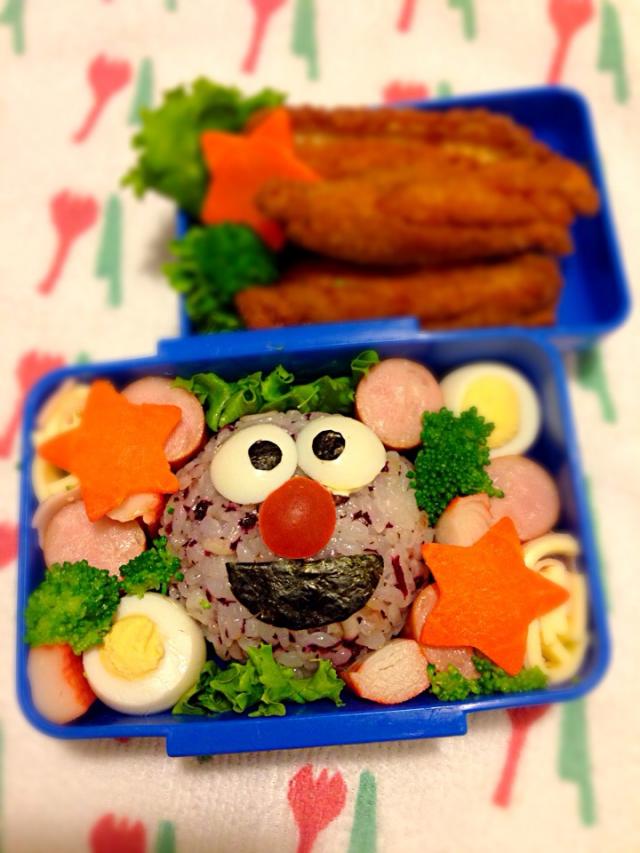 保存版 ネットで人気 エルモを使ったキャラ弁のレシピアイディア集 Snapdish スナップディッシュ