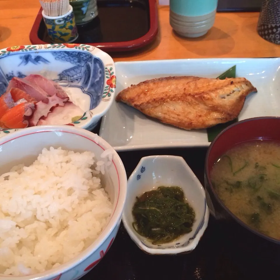 ツボ鯛塩焼き定食|Koichi Shibataさん