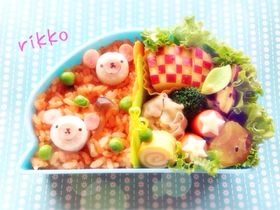 💛くまさんの落ち葉拾い弁当💛|rikkoさん