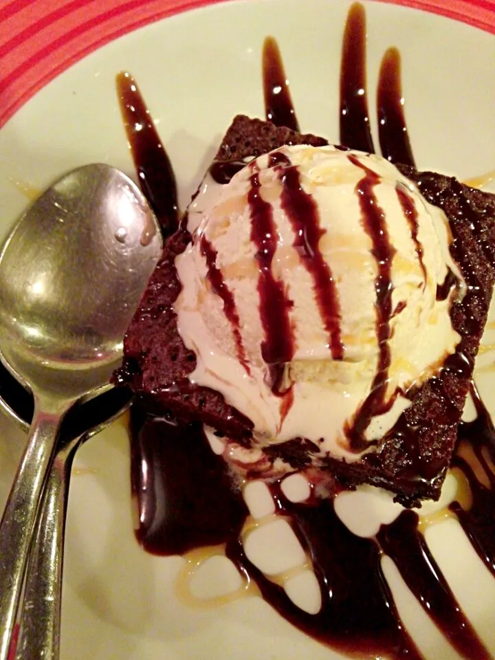 Brownie with Vanila ice cream|Sooji Parkさん